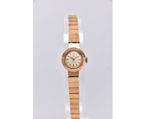 A LADIES 9CT GOLD 'CYMA' WRISTWATCH, hand wound movement, round white dial signed 'Cyma, Cymaflex', Arabic twelve and baton m