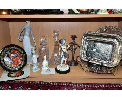 A GROUP OF CERAMICS, GLASS AND METALWARES, including a Villeroy &amp; Bosch Magical Fairy Tales from Old Russia edition, 2 'I