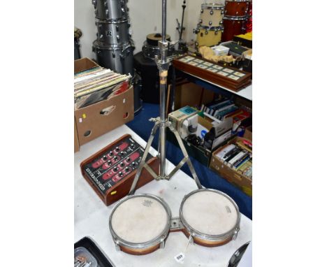 A VINTAGE MUSICAID SIMMONS SDS FOUR DRUM SYNTHESISER with a double pad and a stand for mounting (3)