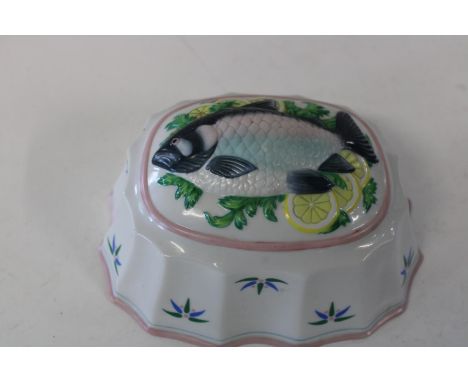 A vintage Ceramic food mould 