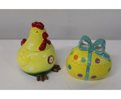 Two collectable Rington's ceramic items 