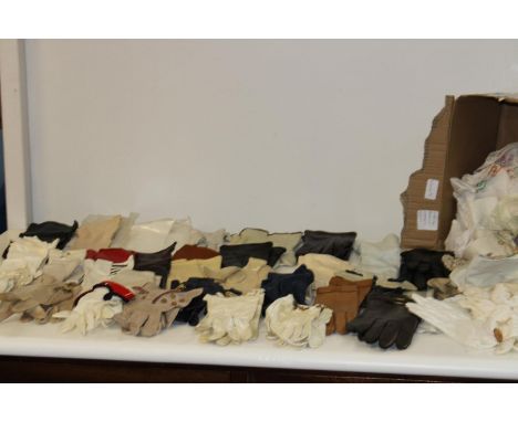 Over Thirty pairs of vintage leather &amp; other gloves 
