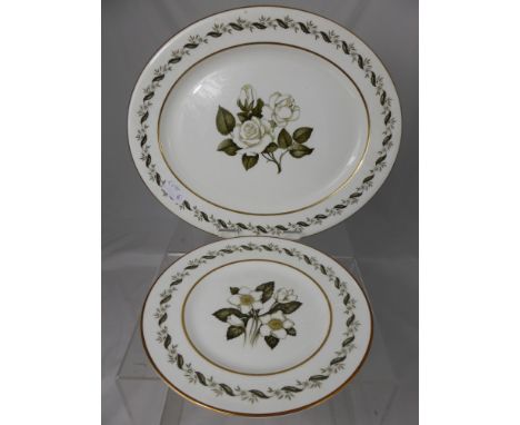 Royal Worcester 'Bernina' Service, including large oval serving dish, medium oval serving dish, thirteen plates, two gravy bo