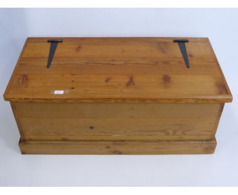 A Pine Trunk, approx 98 x 48 x 40 cms.