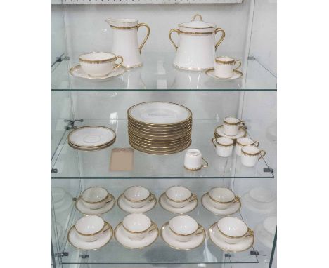 THEODORE HAVILAND LIMOGES, part tea/coffee service, with decorative gilt band detail. (31 pieces) (packaging not included)
