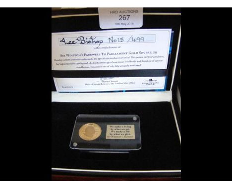 A Sir Winston Churchill commemorative gold sovereign coin in presentation case with Certificate 