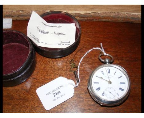 Silver cased gent's pocket watch with separate second hand 