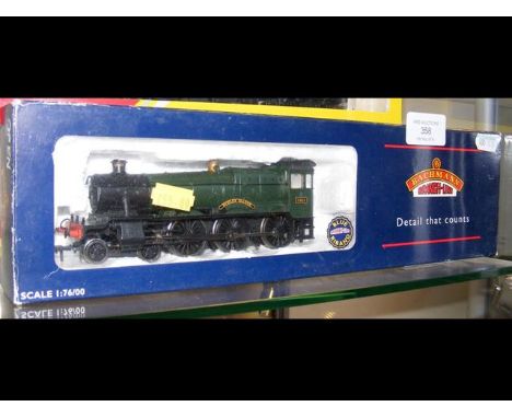 A Bachmann "Dunley Manor" Locomotive and Tender - 7811 