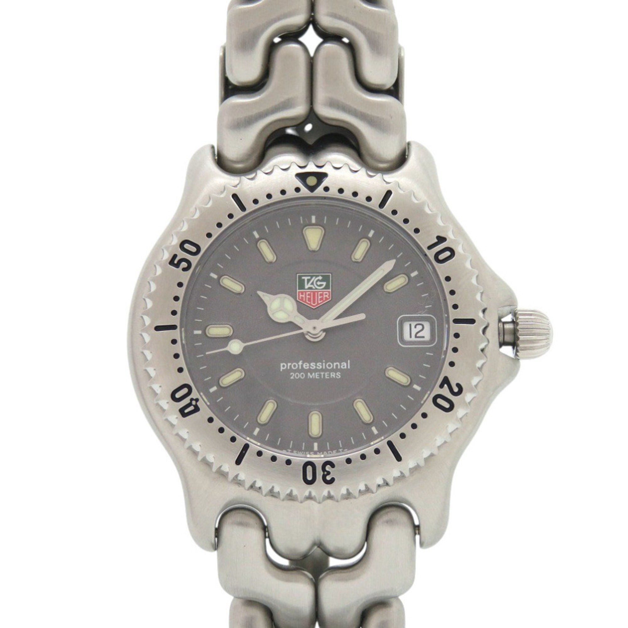 TAG Heuer Cell Date WG1113-0 Professional Quartz Watch in Stainless Steel Gray 0233