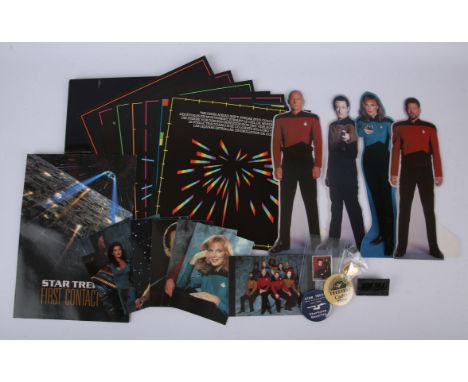Star Trek: a collection of memorabilia.- comprises:  Star Trek: The Motion Picture, Original 1979 Multilingual Press Kit, con