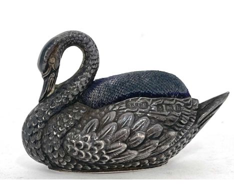 Edwardian novelty silver pin cushion in the form of a swan complete with original velvet cushion, hallmarked for Birmingham 1