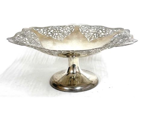 George VI silver tazza having a wavy and pierced scroll work edge to the bowl, supported on a pedestal base, hallmarked Sheff