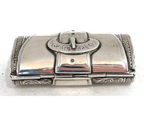 Victorian silver novelty vesta box in the form of a satchel, the hinged lid with a buckle design, chased and engraved detail 