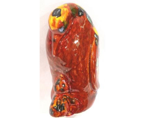 Anita Harris, Penguin and Chick, H: 15 cm. No cracks, chips or visible restoration. P&amp;P Group 1 (£14+VAT for the first lo