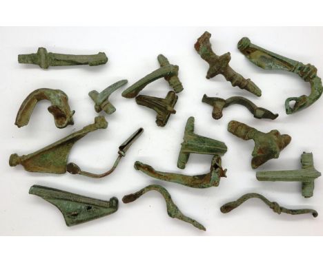 Collection of Roman fibulae, largest L: 50 mm. P&amp;P Group 0 (£5+VAT for the first lot and £1+VAT for subsequent lots) 