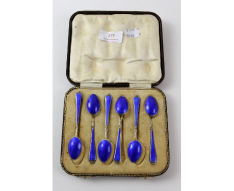 Walker & Hall gilt silver Guilloche Berlue enamel spoons cased, Birmingham 1929