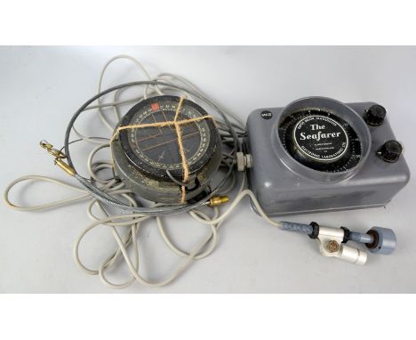 MOD 6B/1772 marine compass  in  binnacle mount, the Seafarer Depth Below Transducer, 
