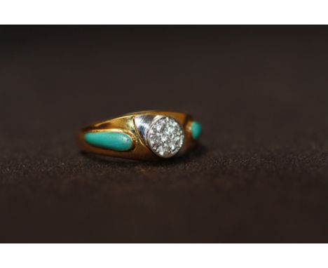 AN 18CT GEMSET CLUSTER AND TURQUOISE RING, size O