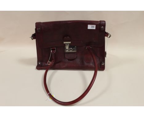 A LEATHER TANNER KROLL LADIES HANDBAG