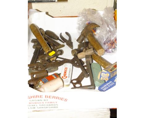 A SMALL SELECTION OF HAND TOOLS ETC
