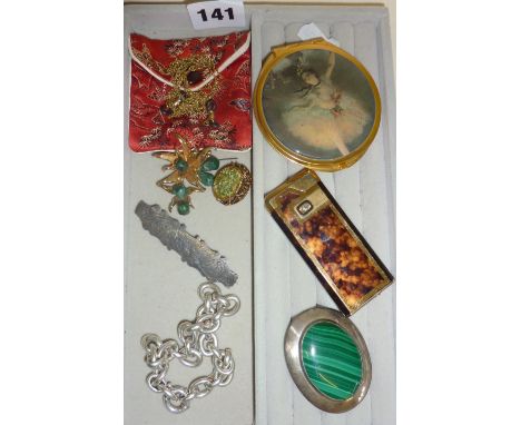 Chunky .925 silver chain bracelet (approx. 50g), other silver jewellery, lighter, large silver and malachite brooch, compact,