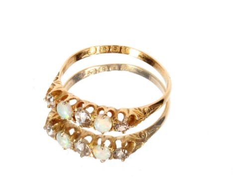 An 18ct gold opal and diamond set ring approx. total weight 3gms, ring size W