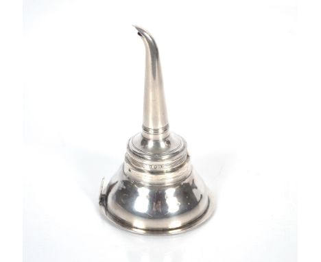 A George III silver wine funnel, London 1795, 14cm high 