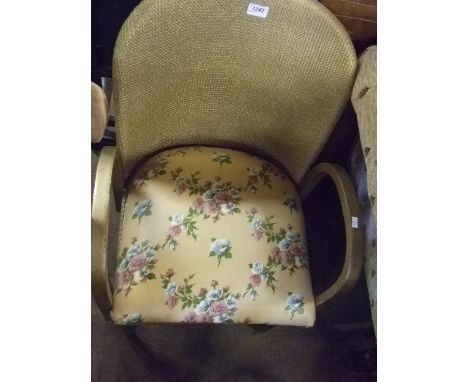 COMMODE CHAIR 