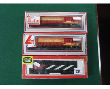 Three 'HO' Gauge USA Outline Diesel Locomotives, two Lima Ref 208089 Class EMD GP40, Southern Pacific R/No. 7028, both boxed,