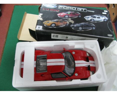 Motor Max 1:12th Scale Diecast Model Ford GT Concept 'Red', boxed. 