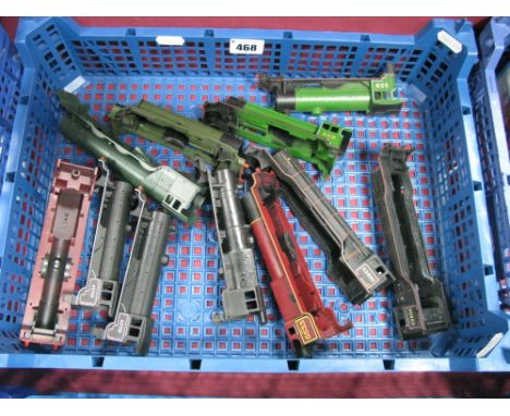 Eleven 'OO' Gauge 4mm Steam Locomotive Plastic Bodies, for spares, part of a model makers workshop? - bodies for the Hunt Cla