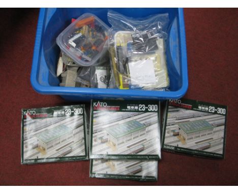 A Quantity of 'N' Gauge Railway Modellers Workshop Items, including plastic vehicles, engine house kit by Kato, lineside buil