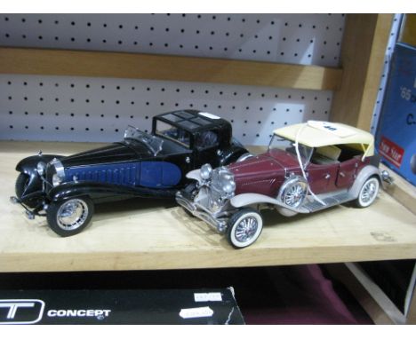 Two Franklin Mint 1:24th Scale Diecast Model Cars, including 1930 Bugatti Royale Coupe Napoleon, 1930 Duesenberg J Derham Tou