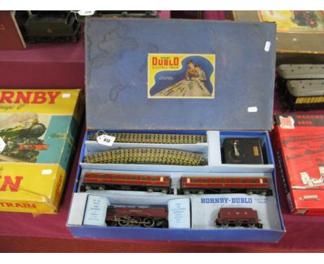 Hornby Dublo 'OO' Gauge/4mm RedEDP3 "Duchess of Atholl" Passenger Train Set - comprising three rail 4-6-2 steam locomotives a