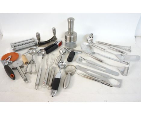 SELECTION OF KITCHEN UTENSILS
including a double blade herb chopper, sealed onion chopper, pasta roller, lemon juicer, two ic