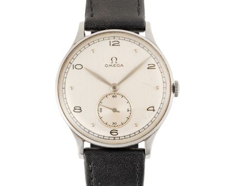 A GENTLEMAN'S SIZE STAINLESS STEEL OMEGA WRIST WATCH CIRCA 1940s, REF. 2340/1Movement: 15J, manual wind, cal. P17.8, signed O