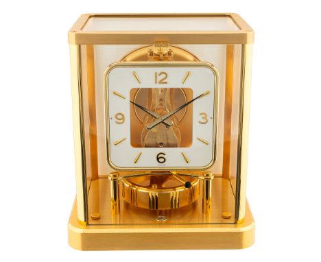 A GILT METAL CASED JAEGER LECOULTRE ATMOS DESK CLOCK CIRCA 1980s, RECENTLY SERVICED IN 2024 BY AN INDEPENDENT CLOCKMAKER Move