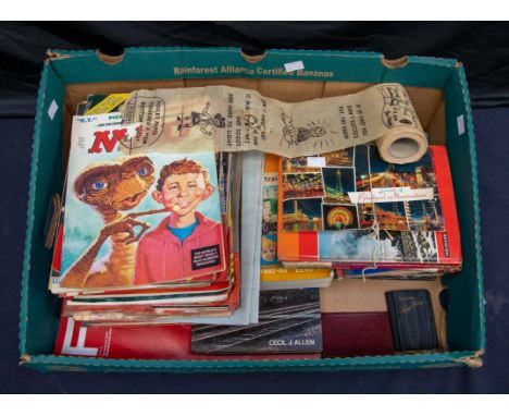 A collection of vintage comics, magazines and childrens books to include Star Wars, Beano, Chicken Little books, Dune, tea ca