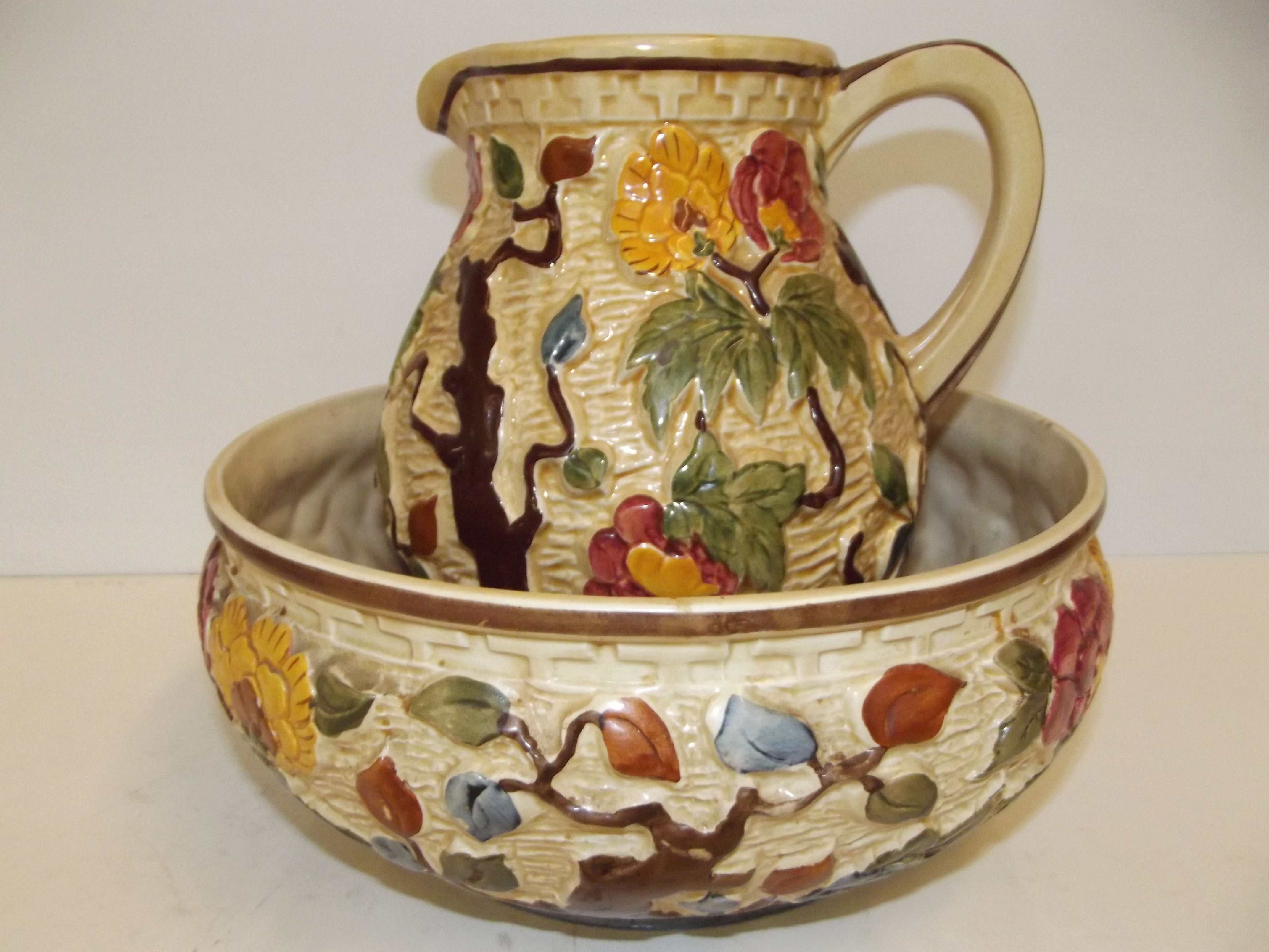 H.J.Wood Indian tree pattern jug and bowl 22 cm