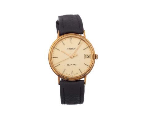 TISSOT, NINE CARAT GOLD CASED QUARTZ WRIST WATCH, the round dial with baton hour markers, outer seconds track in black, 30mm 