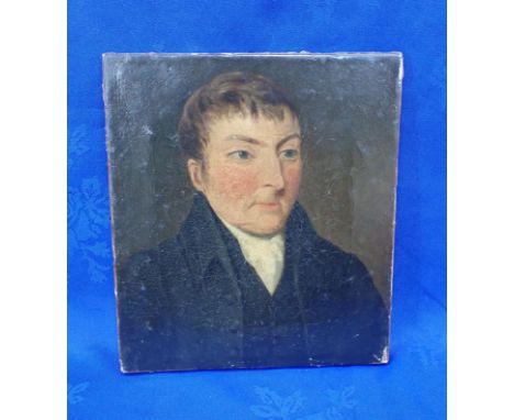 A SMALL 19TH CENTURY PORTRAIT OF A MAN, OIL ON CANVAS 20 x 23cm