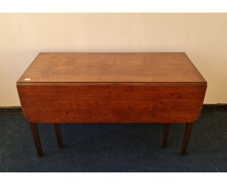 Early 19th century mahogany drop leaf table with gate leg action IMPORTANT: Online viewing and bidding only. Collection by ap