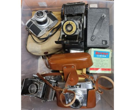 Box of various vintage cameras to include AGFA, Weltini, Kodak brownie etc.