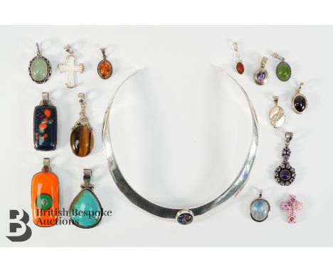 Miscellaneous silver and semi-precious stone pendants including amethyst, turquoise, tigers eye, glass (loose), silver and op