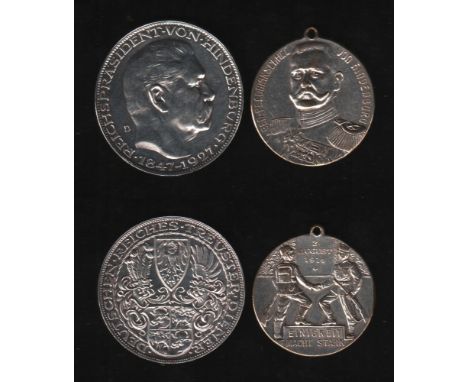 Deutschland. Medaille aus Silber (900) zum 80. Geburtstag von Reichspräsident Paul von Hindenburg. Arbeit von K. Goetz, 1927.
