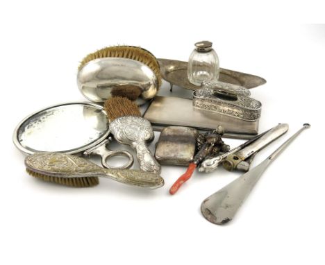 λA mixed lot of silver items, various dates and makers, comprising: an inkwell of oval navette form, Birmingham 1905, a large