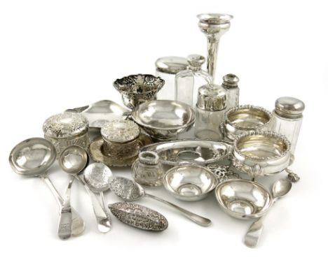 A mixed lot of silver items, various dates and makers, comprising: a pair of George III salt cellars, by Robert and David Hen