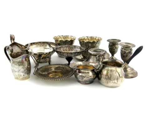 A mixed lot of silver items, various dates and makers, comprising: a bowl by A.E. Jones, Birmingham 1905, a brandy pan and st