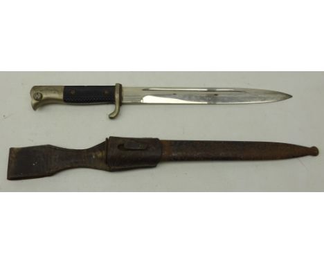 German WWII dress bayonet, KS98, 24.5cm blade stamped Puma Solingen, with black chequer grip, in steel scabbard with leather 