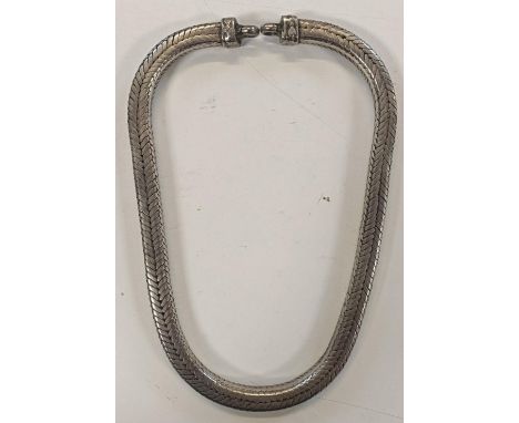 A Tibetan silver coloured metal necklace, 373 g